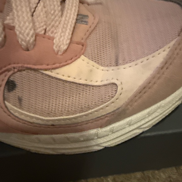 NEW BALANCE 2002 Running Shoes Kids Size US 5 M Pink/Pink - Picture 9 of 9